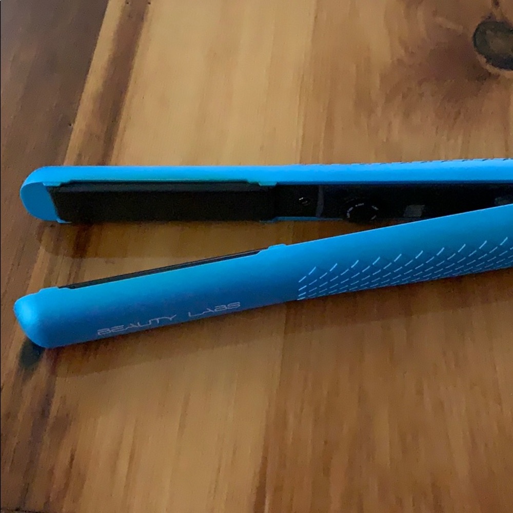 hair straightener